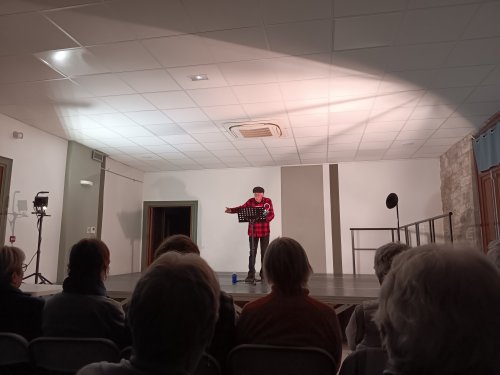 Spectacle “À la ligne” – Un beau moment de théâtre et d’émotion à Jaujac