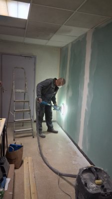 La salle communale des Fabricaires se refait une beauté ! 