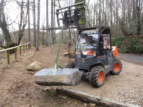 Ajout d'éléments de signalétique au belvédère des orgues basaltiques