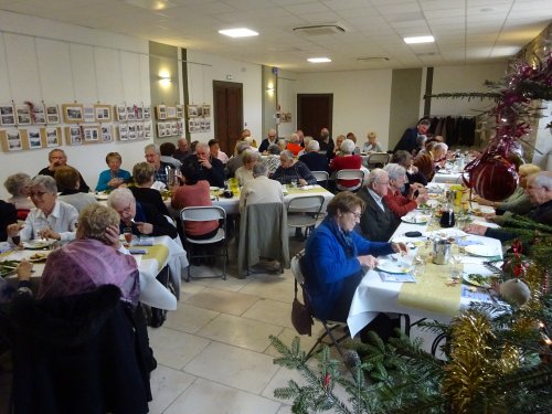 Repas du CCAS à Castrevieille