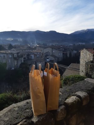 Distribution du colis de Noël aux aînés