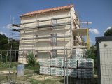 Les façades de la micro-crèche et des logements à Sportissage prennent forme